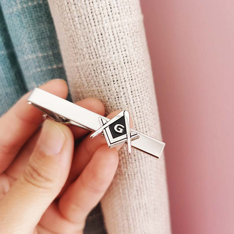 Tie Bar Clip - เข็มกลัดเนคไทรูปสี่เหลี่ยมและเข็มทิศพร้อมเครื่องหมาย G สำหรับสมาชิกฟรีเมสัน 3 ระดับ แฟชั่นสำหรับผู้ชาย