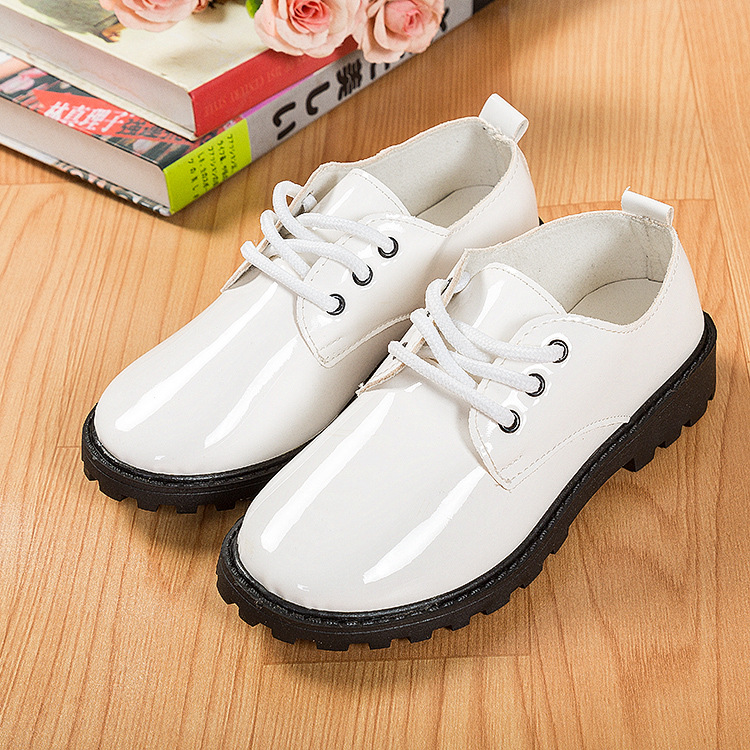 รองเท้าหนังแก้วสำหรับเด็กผู้ชา - Patent Leather Oxford บทวิจารณ์และราคา