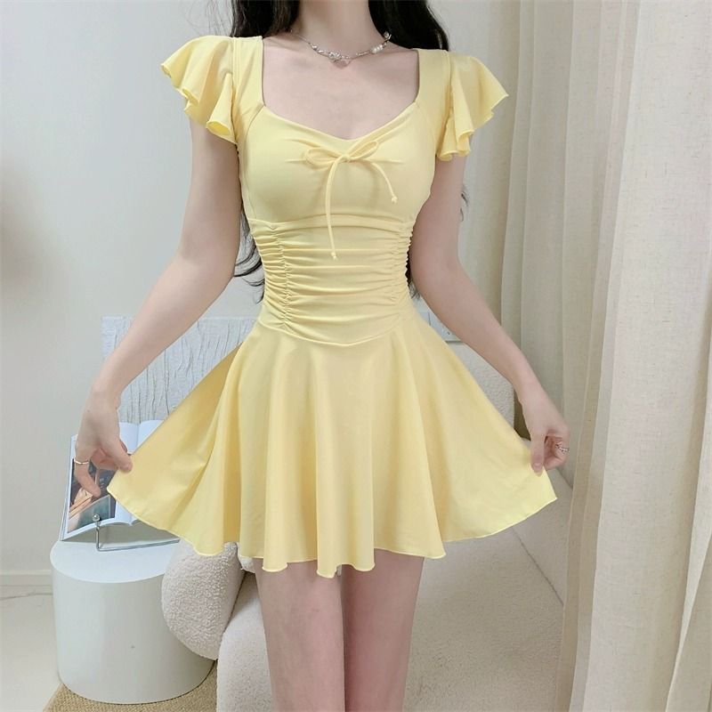 ชุดว่ายน้ำผู้หญิงแบบกระโปรงแขน - Slim Fit Suit Set บทวิจารณ์และราคา